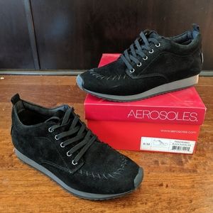 Aerosoles black suede sneaker